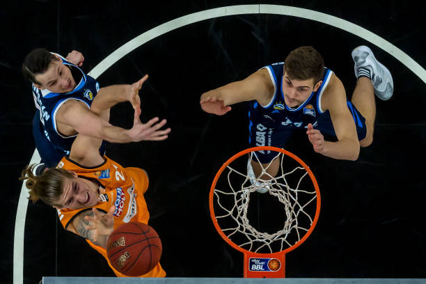 近日在社交 近日在社交